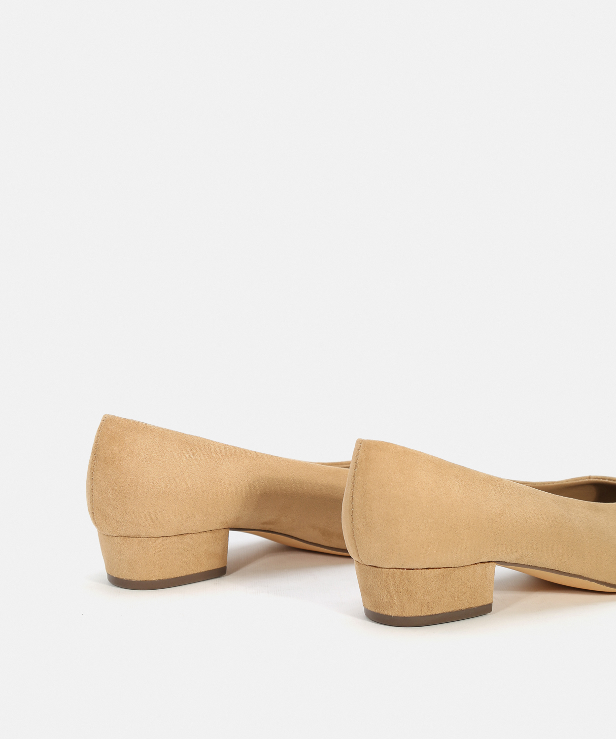 Sapatos salto salón image number null